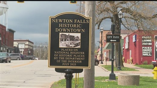 Historical markers placed around one Trumbull County community