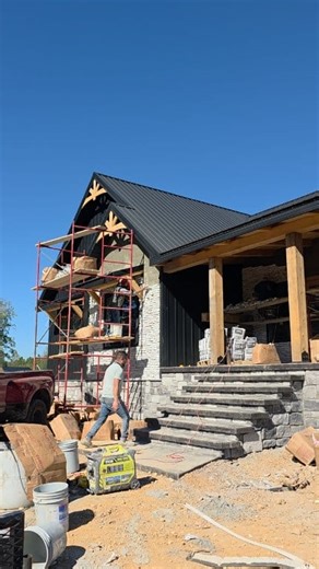 This home is really coming together nicely! Its always nice to see somthing take shape that started on a piece of paper!! Quality Building Supply Fall Open House Event | Jeffrey Miller