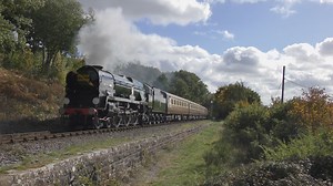Railtour over the Valley The power of the light pacifics is on full display in our video today, as former mainline star 34027 'Taw Valley' in full Golden Arrow regalia, was at the head of the Severn Valley Enterprise tour. Running from Crewe to Bridgnorth, the tour would be headed by West Country No.34046 'Braunton' from Crewe to Kidderminster where 34027 'Taw Valley' would haul the train over the preserved Severn Valley Railway. 34046 was scheduled to haul the train back from Bridgnorth, but wh