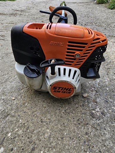 Stihl KM131r KOMBI - Kao NOV!