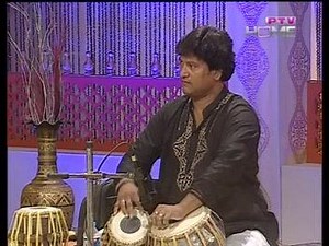 16K views · 497 reactions | My favourite ghazal Go zara si baat per # on the set of Bazm e Mahdi Hassan produced By my dear #Amjad_Shah_Shaib | Humera Channa | Facebook