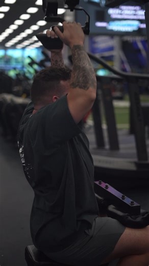 2 fundamentals for pull day 💪 If you're in need of some trans workout tips, head over to Alex's page 👊 IG/ alextilinca | Myprotein