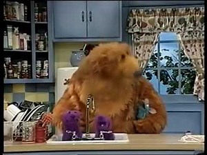 Der Bär im großen blauen Haus (Bear in the Big Blue House) - Need A Little Help Today (German)