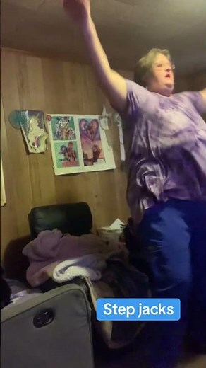 Advent workout day 12 step jacks