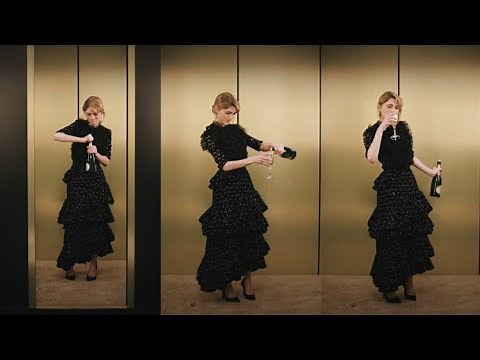 Stranger Things Cast | Golden Globes Elevator