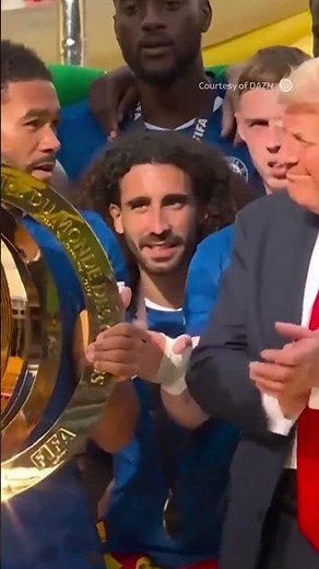 US President Donald Trump joined Chelsea on stage for the Club World Cup trophy lift 🔵🏆