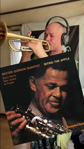 【名盤】Blue Bossa | Dexter Gordon 🎺 ジャズは“吹く”より“歌う”が先⁉️ アドリブが15分で歌い出す細胞呼吸の魔法✨ #Jazz #BlueBossa #ブルーボッサ