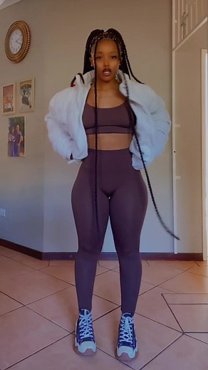 Amapiano Dance Tutorial with Barbie Stallion