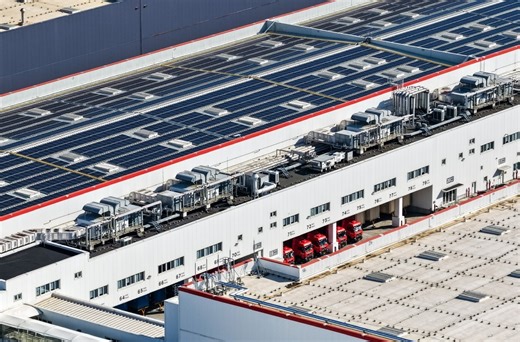 Tesla’s Shanghai sites now producing massive solar output, confirms exec
