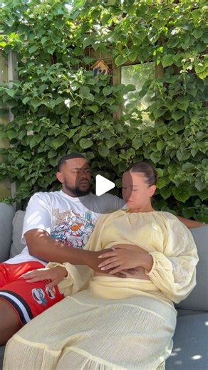 Xavier & Nadia on Instagram: "Ik zie al dat dit een mama’s kindje gaat worden! 🩵🥹🧸 #nadianoelle #xavierrofzo #couplegoals #funnycouple #couplecomedy #herkenbaar #zwangerschap #parentsoftiktok #pregnancy #xavinnaad"