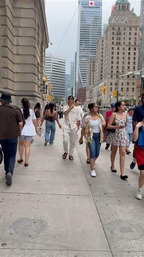 POV: Walking Through Downtown Toronto 🇨🇦 #DowntownToronto #TorontoLife