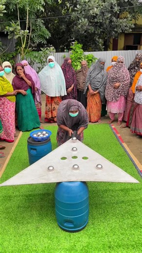 Unique Hunger Games Inspired Art Challenge