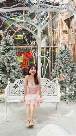 ระหว่างเรากับเค้า ถ้าเธอไม่รู้จะเลือกใคร ก็เลือก #พรรคประชาชน ได้นะ 😘🧡 8 กุมภา เข้าคูหากาเบอร์ #46