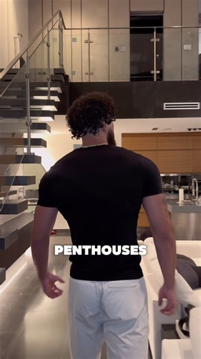 Vincent Fischer on Instagram: "Understand Your Positioning  Comment “WEBINAR” for my free training that shows how to make $10k+ per month in under 30 days as an online coach #wisdom #positioning #lifestyle #explore"