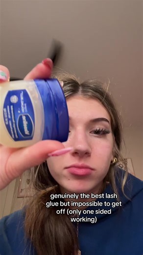 pls comment how to get them off (had on for almost a week) #lashes #fyp #relatable