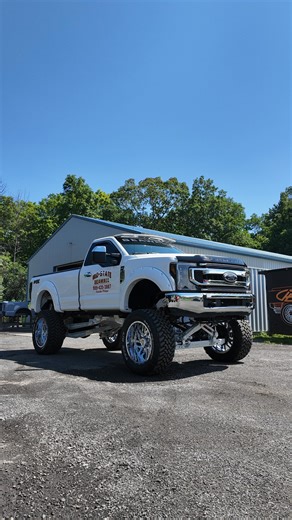 Any Level Lift | plow truck anyone? 🌨️🥶 check out this single cab equipped with a 0-13” hydraulic system🙌🏻 Interested in an Any Level Lift? Contact us... | Instagram