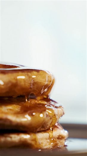 Transparent Labs™ on Instagram: "That’s 20 grams of grass-fed whey, and organic whole grains, stacked high and finished with a slow pour of syrup. Clean fuel can feel indulgent with new TL Protein. 🥞"