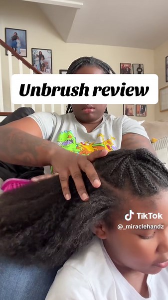 Unbrush Review: Testing the Popular Hair Brush in Pink Glitter with Honest Feedback