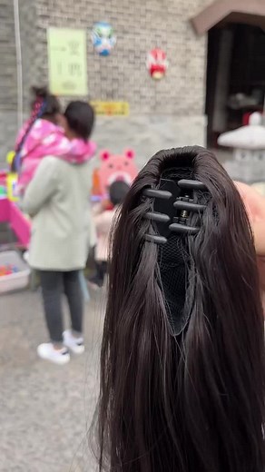 Easy Wig Tutorial for Beautiful Hair Clip Styles