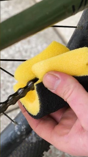 Easy and quick bicycle chain cleaning method🚲