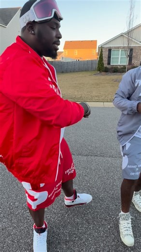 T$I Dolla on Instagram: "🗣️Yall Go Tell @ykniece I Do This Shit‼️ Take Her Through Dea, Take Her Through Dea. #fypシ❤️💞❤️ #takemethurdere #imback😎"