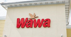 Video of pants-down fight at South Florida Wawa goes viral