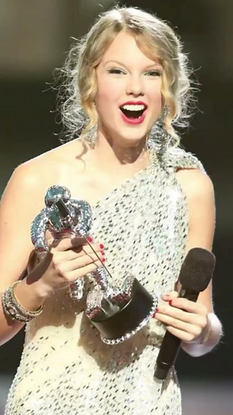 Top 5 Most Shocking MTV VMA Wins EVER!