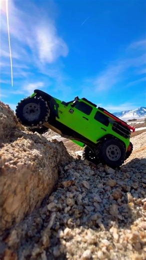 #FollowTheLeader #axialadventure #Spectrumrc #moforc #injora #mickeythompson￼ #rccrawler #rcshorts