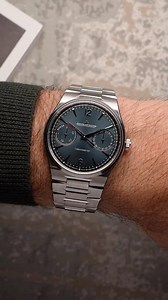 Zach’s pick: Jaeger-LeCoultre Master Control Chronometre Date Power reserve #luxurywatches #watches