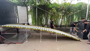 Handicap Van Ramp and Wheelchair Aluminum Ramp for Minivans and Handicap Ramp Van