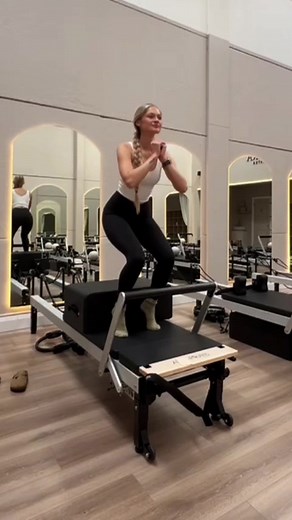 Our wonderful instructor @rachyh97 #pilates #pilatescommunity #countydown #newcastleni #makefriends