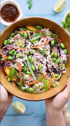Edamame Rice Ramen Noodle Salad Recipe 🍜🥗 | Easy Vegan Gluten-Free Meal