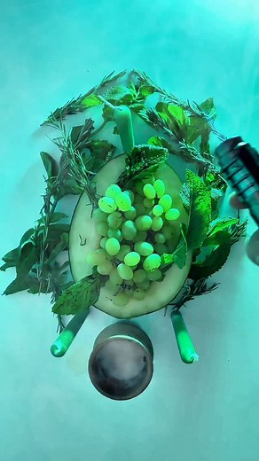 No vídeo, eu ensino como fazer uma oferenda simples, mas muito poderosa, para o Caboclo ou Cabocla que te acompanha. Aqui na legenda, vou deixar as informações complementares que você precisa saber: 🍃 Qualquer pessoa pode fazer essa oferenda. Não importa se você já incorpora ou está apenas iniciando seu caminho espiritual. A função principal é se conectar, firmar a presença da entidade, limpar sua mente e abrir caminhos internos para uma boa incorporação. Essa prática também eleva sua vibração 