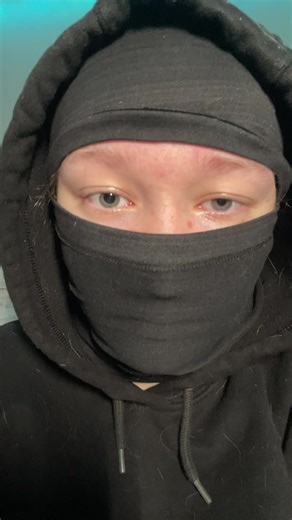 Bro why my pupils like that lmao #funny #masktok #funnytok #mask #fypシ