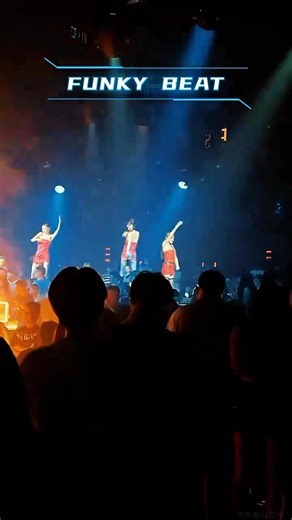 30K views · 651 reactions | FUNKY BEAT爱瑞巴蒂、嗨起来＃前奏一响拾起多少人的回忆 #嗨翻全场 #跟着节奏嗨起来 #dj #车载音乐 | DJ榜单 | Facebook