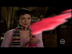 Charmed - I Dream Of Phoebe - Genie in a Bottle 03