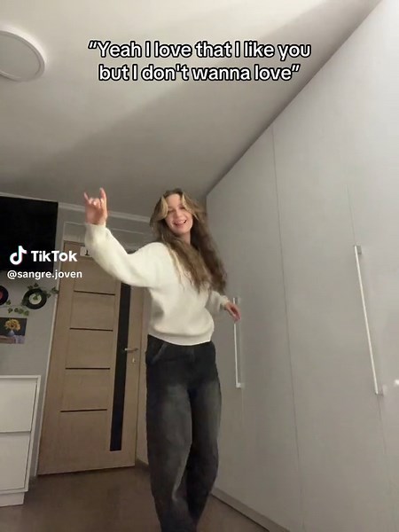 sangrejoven (@sangre.joven)’s videos with sonido original - 𝕹𝖔𝖍𝖊𝖒𝖎 💕