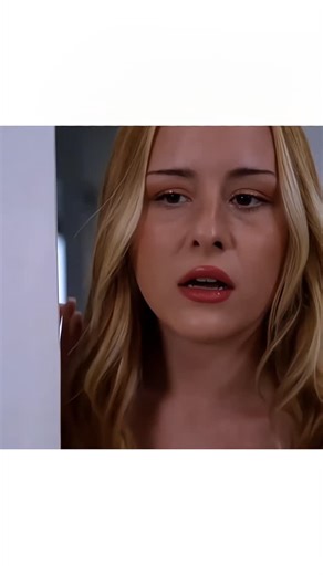 Vîräl Vïdëo Cöllëctïön on Instagram: "Actor Akshay Kumar and wife Twinkle Khanna had just returned to Mumbai from a trip abroad on Monday evening3"