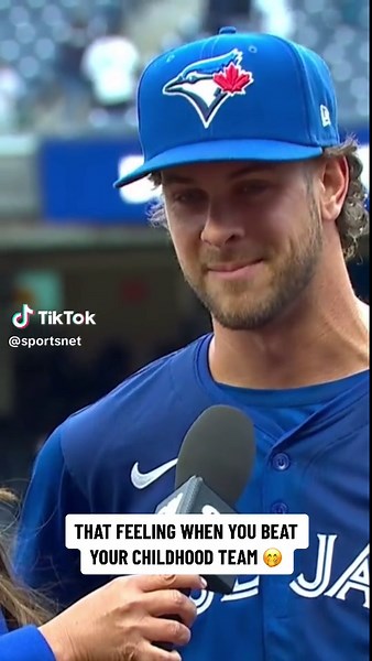 Ernie Clement REALLY enjoyed beating the Yankees 😂 #mlb #bluejays #baseballtiktoks #yankees #bluejaysonsn #baseball