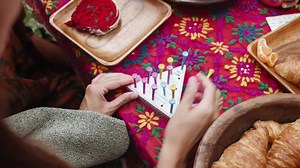 5.9K views · 25 reactions | Weekend plans: Stay in & play games! ❤️ >>https://bit.ly/NL_NewGames<< | Natural Life | Facebook