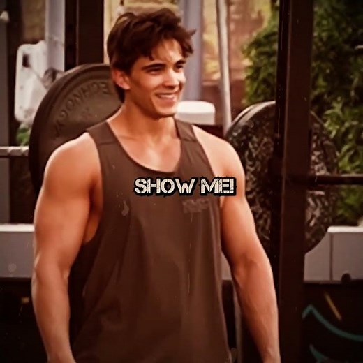 Anatoly pulls a prank on these *MEAN* gym bros ! – Funny Videos