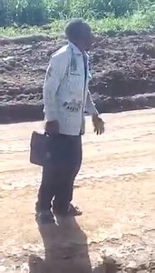 206K views · 4.3K reactions | Les parents du G9, traduction, s'il vous plaît 蠟 | Un Gabonais Normal | Facebook