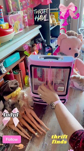 My small Tampa Barbie Thrift haul. I went to visit mom & mom wasn’t home. She was at her favorite spot the goodwill next to the salvation army. Perfect excuse for me to browse the isle. Love the finds I got . Fui a Tampa a visitar a mami pero mami estaba wn su lugar favorito la segunda y como a mi tambien me facina comprar baratito pued hay me puse a buscar y encontre un closet, algunas barbies y un peluche hermoso #reelsvideo #tampabay #thrifting #dolls #barbie #SEGUNDA #thrifyd #thriftstorefin