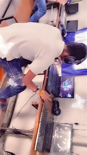 enjoy in computer lab and computer classes