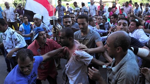 Clashes in Alexandria after peaceful protests by Egyptians turn sour - video
