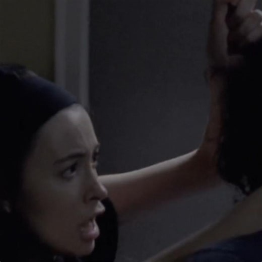 TWD 10x8| Dante & Zombie Siddiq ATTACK 😨 | Rosita Goes Beast Mode! #shorts