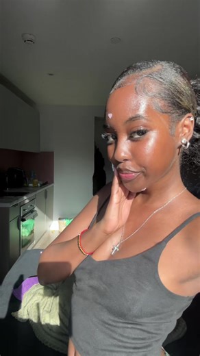 Sun's Out, Buns Out Hair Fix