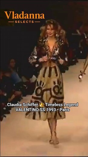 1993 👑 Claudia Schiffer • Elegance Personified • Valentino • Fashion History Paris SS