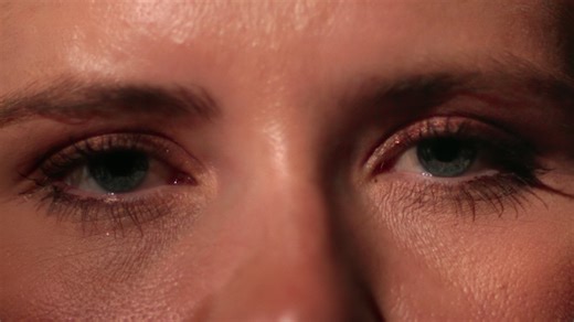 In the early hours of June 5, 2002, 14-year-old Elizabeth Smart was abducted from her bedroom. Now she's telling her story... KIDNAPPED: ELIZABETH SMART is now playing on Netflix. | Netflix