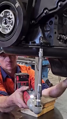 Franna crane run with 6BT power